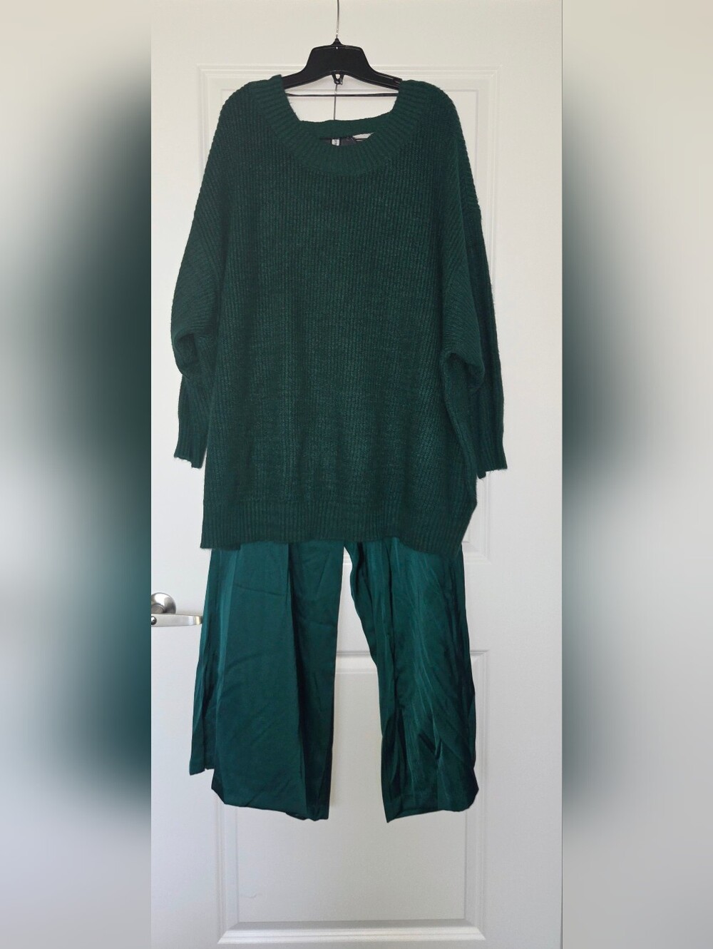 Emerald Green Knit Sweater with Wide-Leg Pants Set